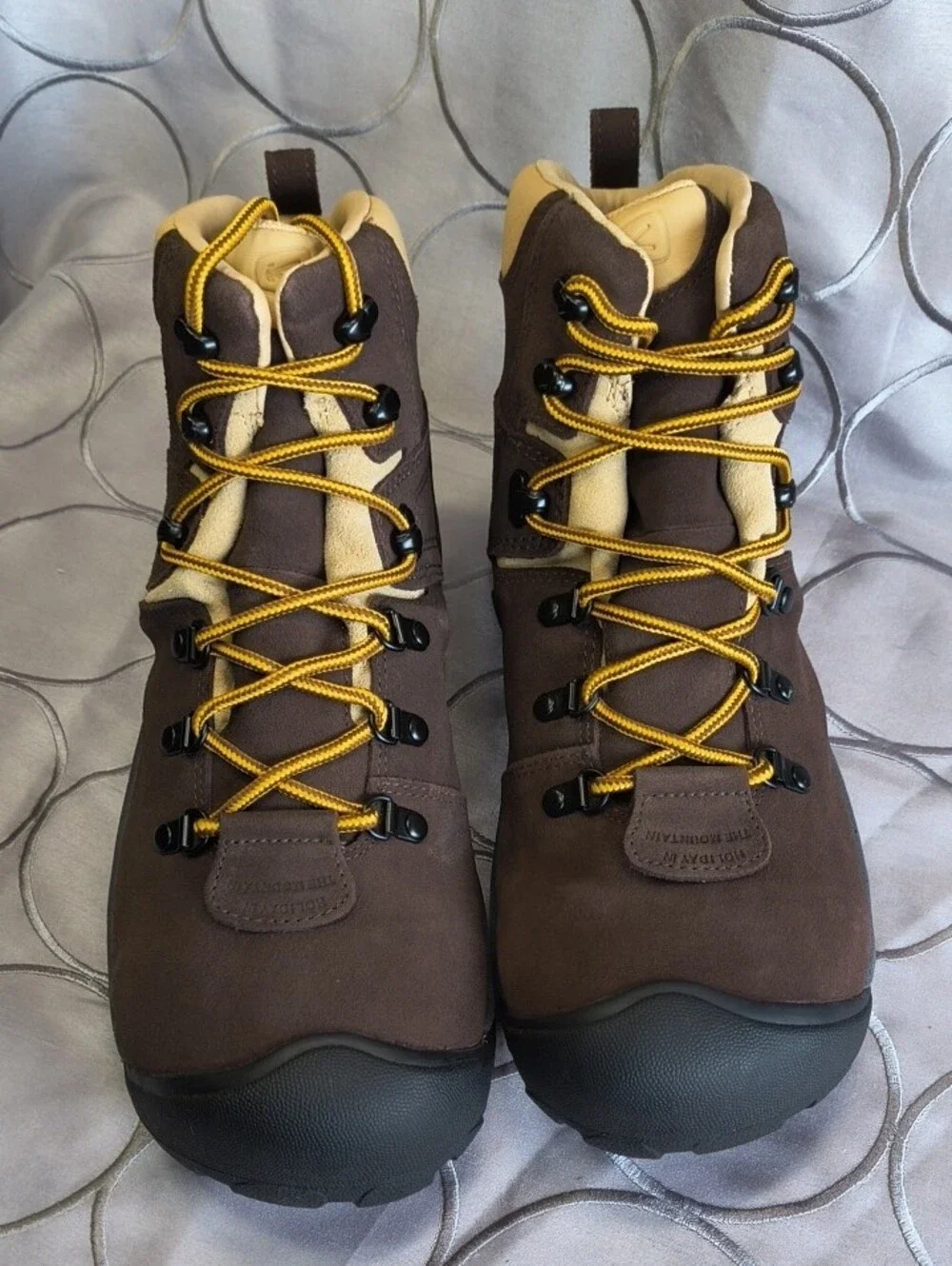 KEEN Brown and Tan Men's Waterproof Hiking Boots Size 11.5 SS4